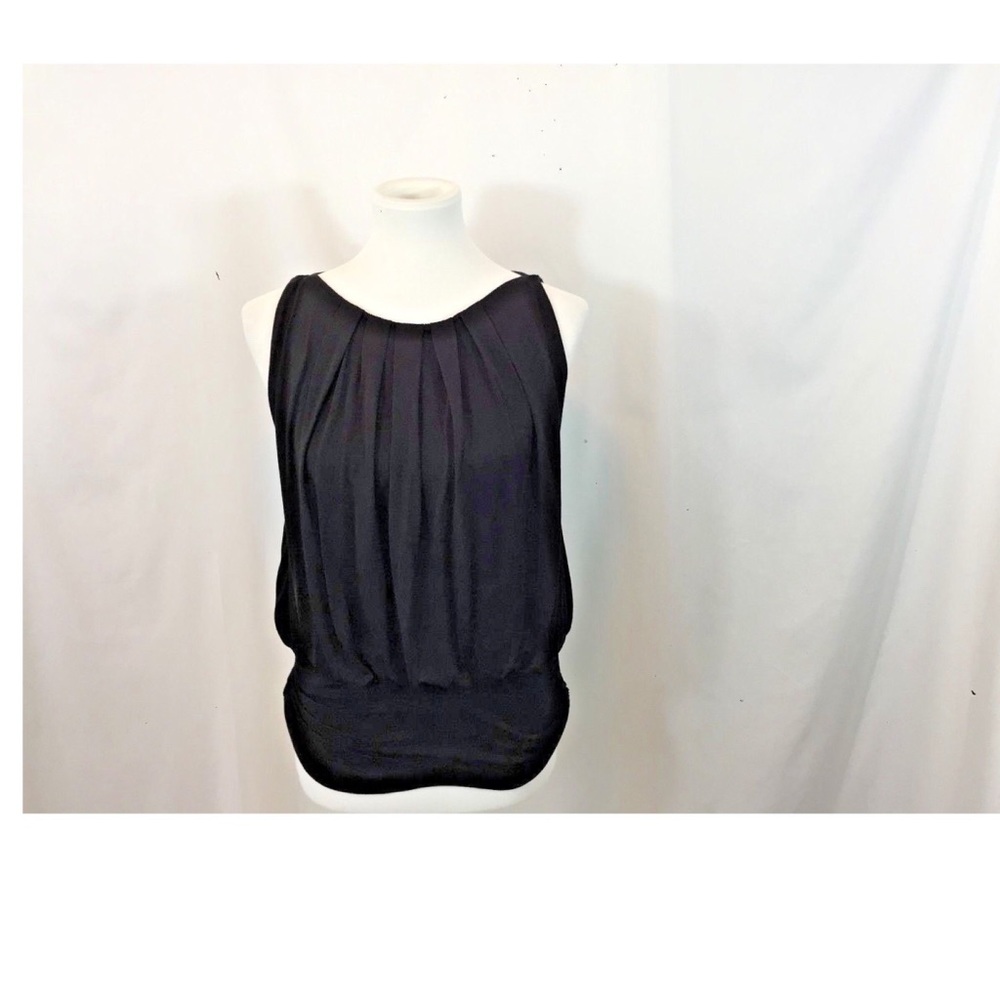 Women's Max Editon Pleated Sleeveless Black Blouse